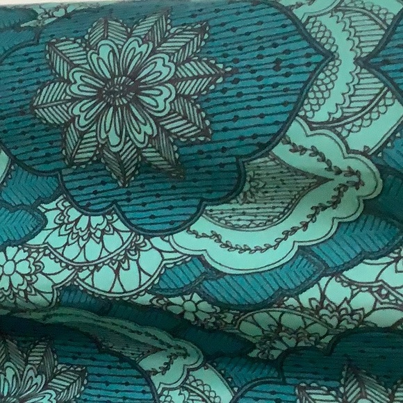 Sundress with built in shelf bra size small - Picture 2 of 2